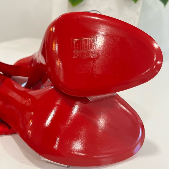 Christian Louboutin Astrinodo 100mm Embellished Ankle-Tie Sandals - Picture 9 of 13